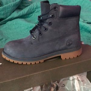 navy blue timberland boots